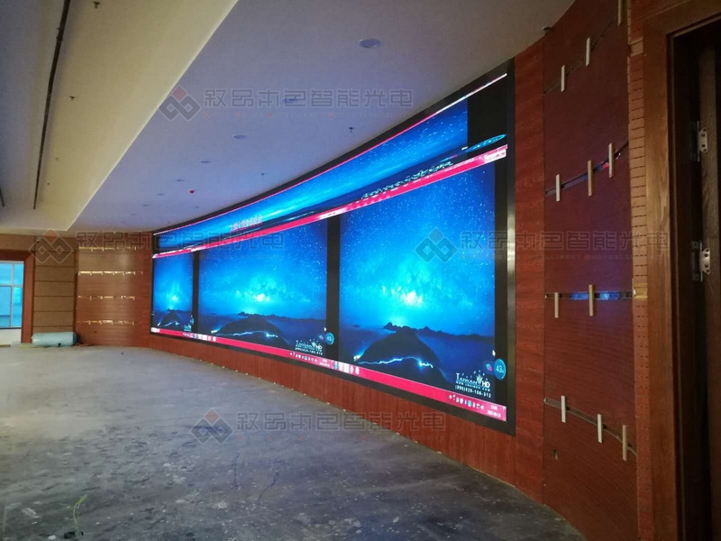 五彩湾九州大厦LED显示屏图片